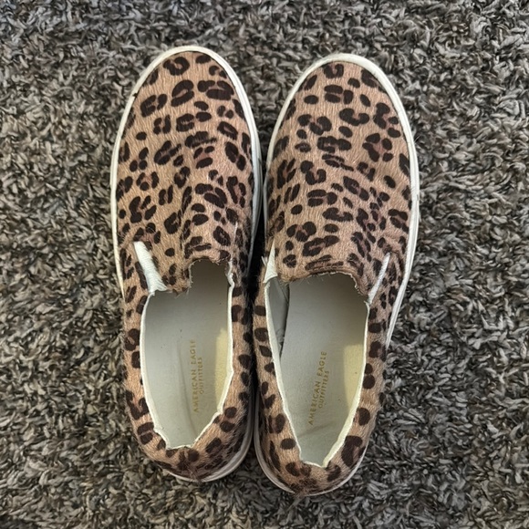 American Eagle Outfitters Brown Sneakers Slip-On Canvas - Picture 1 of 1